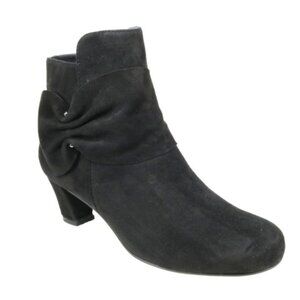 David Tate Women's Cutey Suede Gathered Ankle Boots Black 7.5W